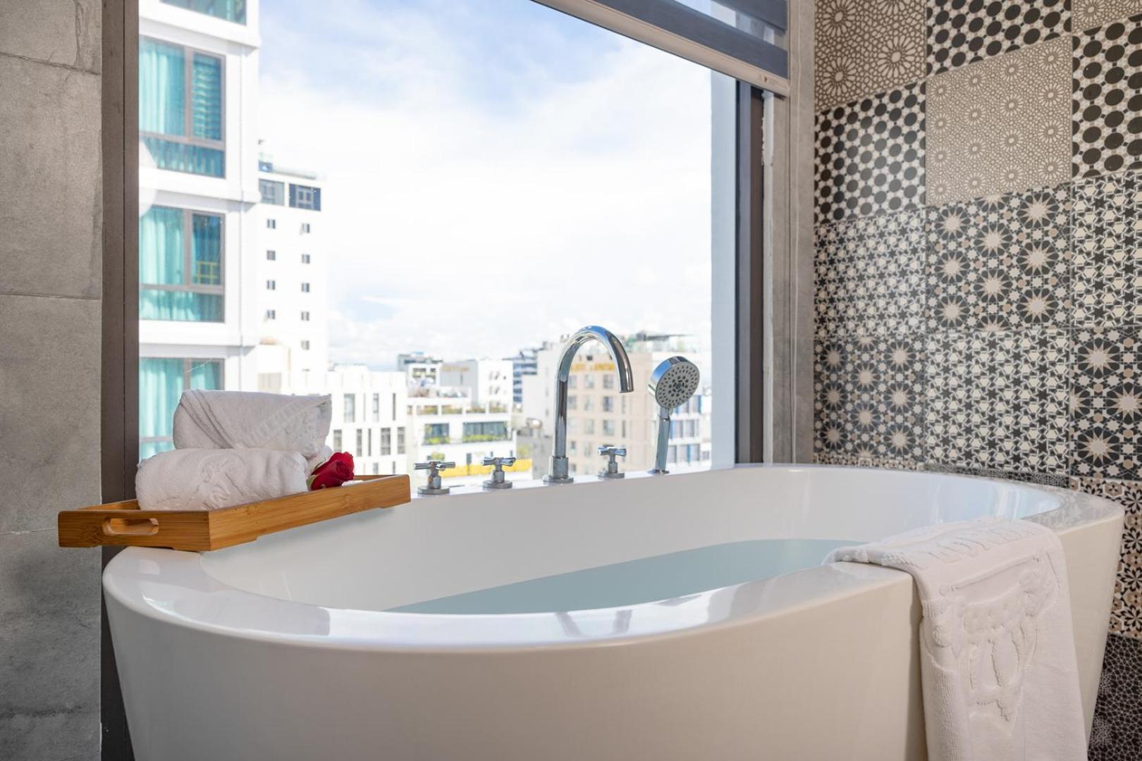 Minh Chau Premium Hotel Danang Luaran gambar